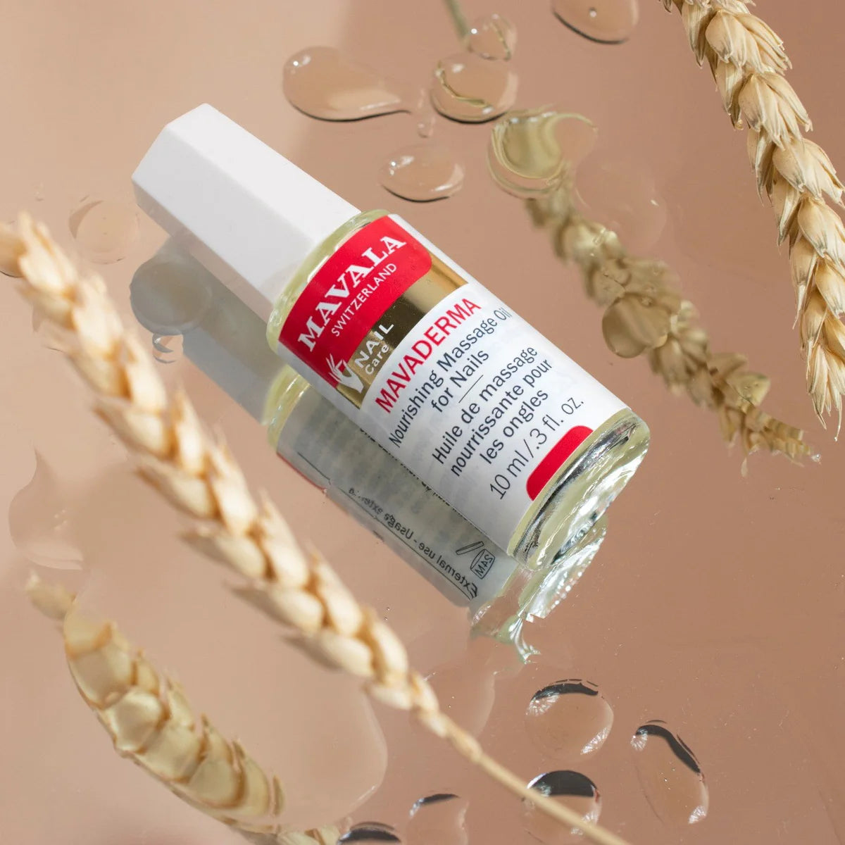 Mavaderma Tırnaklar için Besleyici Masaj Yağı