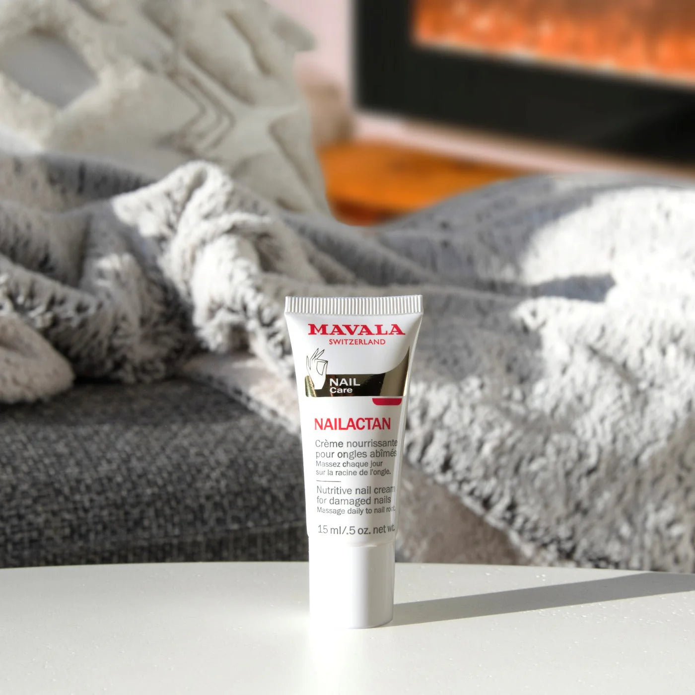 Nailactan Besleyici Tırnak Kremi Tüp 15ml